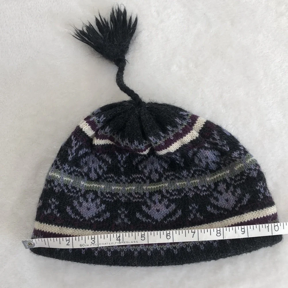Turtle Fur Wool Winter Hat. Size Medium/Large - Picture 9 of 10